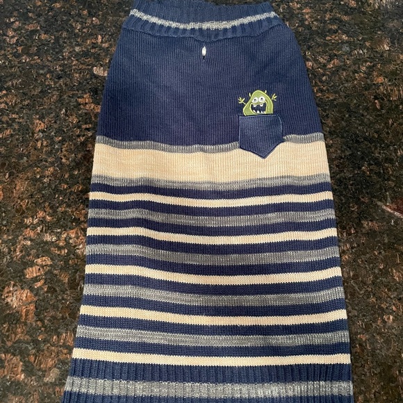 Dog Sweater - Picture 5 of 11